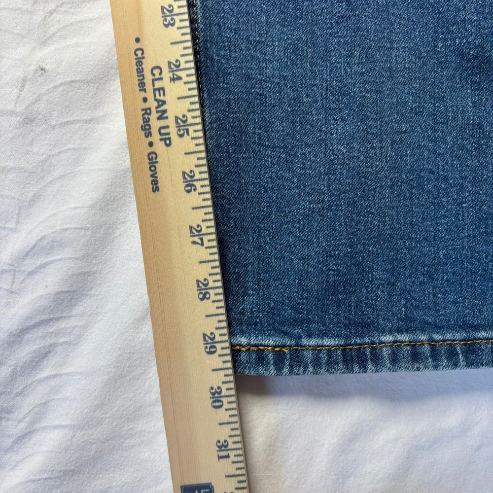 Levi's 505 Regular Fit Jeans Mens 38x30 Blue Straight Leg Denim Pants - Picture 2 of 8
